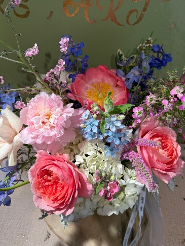 Designer Chois   in Orinda, CA | SaraBella flower shoppe