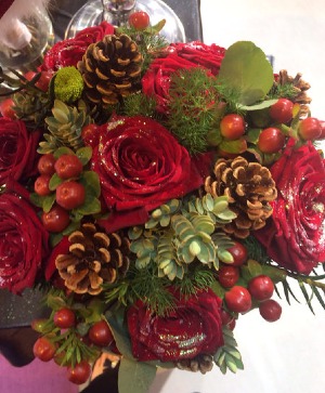 Designers Chioce Holiday Bouquet 