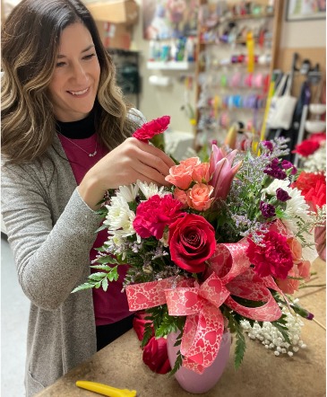 Designers Choice  in Delphos, OH | Ivy Hutch Flowers and Gifts