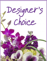 Designers choice Beautiful mix of seasonal flowers