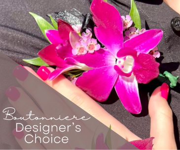 Designer's Choice  Boutonniere in Columbia, IL | MEMORY LANE FLORAL