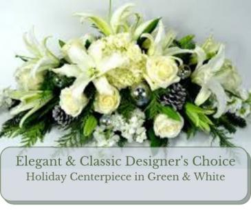 Designer's Choice Centerpiece - Green & White  in Southern Pines, NC | Hollyfield Design Inc.