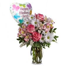 Designer's Choice Mother's Day Flowers & Balloons 