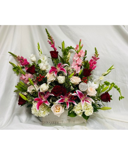 Designer's Choice Sympathy Arrangment 