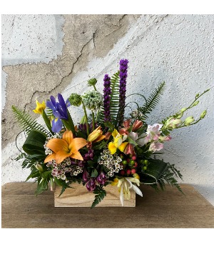 Designer's Choice Tropical Box Arrangement 