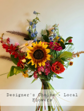 Designer's Choice Vased Arrangement - Local Flowers