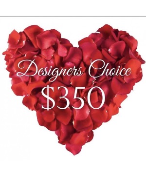 Desinger Choice With Premium Blooms Fresh Arrangement