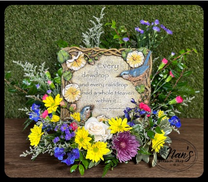 Dew Drop Garden Plaque Arrangement