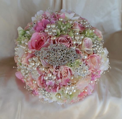 Diamonds and pearls bouquets  