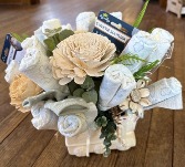 Diaper bouquet with goodies 