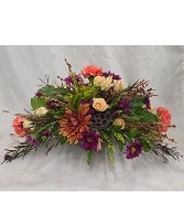 Dinnertime Delight Fresh Centerpiece