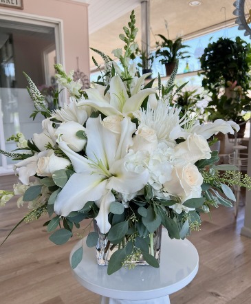 Ivory Embrace in Riverside, CA | The Flower Alley Ivory Embrace in Riverside, CA | The Flower Alley