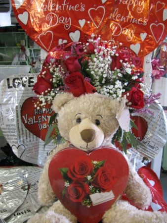Dixieland Special  Valentine's Day  in Bedford, NH | Dixieland Florist & Gift Shop Inc.