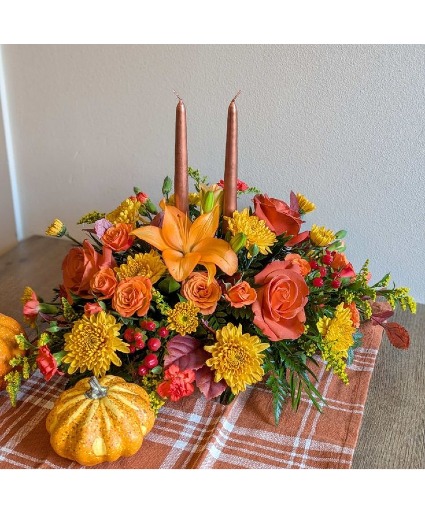 DOUBLE CANDLE CENTERPIECE 