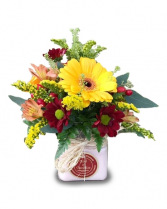 Double Time Gift Spring Mix & 22oz Circle E Candle! in Magnolia, Texas | ANTIQUE ROSE FLORIST