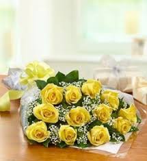 Doz. Yellow Roses Presentation *Margot's Area Only*