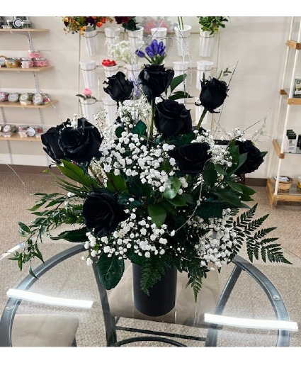 Dozen Black Roses 