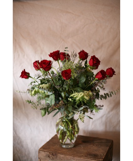 Dozen Dazzling Red Roses  