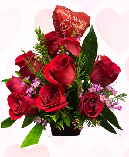 Dozen Red Roses in Cube Vase 