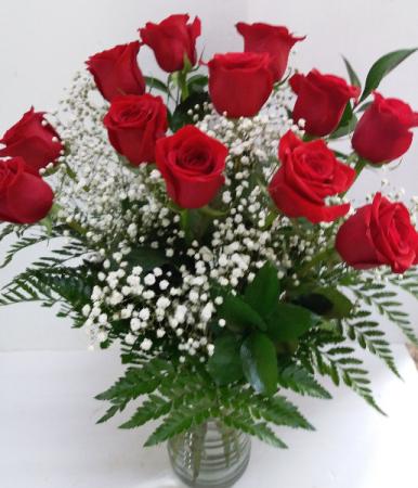 DOZEN RED ROSES WITH BABY'S BREATH 