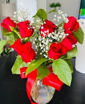 Dozen roses Bouquet in vase