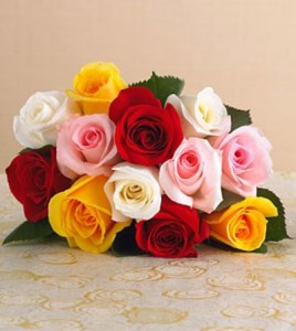 12 Assorted Roses & Greenery Cut Flower Bouquet