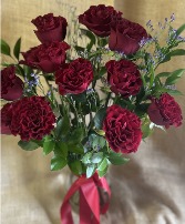 Dozen Roses Classic 