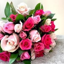  Mix Pink Dozen Roses Roses starting price