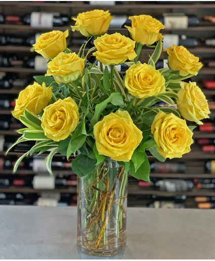 Dozen Yellow Roses Clear Vase 