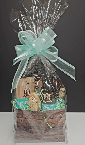 Dr Squatch Coconut Castaway Gift Basket