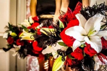 Dramatic....Red, White & Black  in Canon City, CO | TOUCH OF LOVE FLORIST AND WEDDINGS