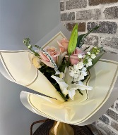 Dreamy Wrap Wrapped Bouquet