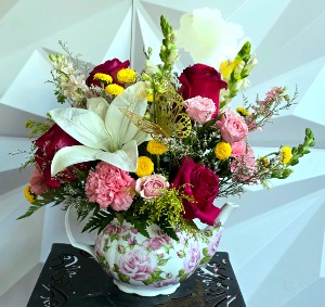 Dressed To Impresse Bouquet 