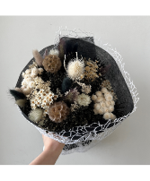 Dried Floral Bouquet - Blacks 