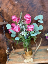 RAZZLE DAZZLE PINK ROSES ARRANGEMENT 
