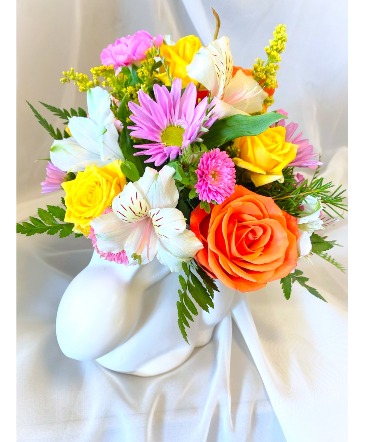 Easter Bunny in Virginia Beach, VA | Flower Lady Easter Bunny in Virginia Beach, VA | Flower Lady