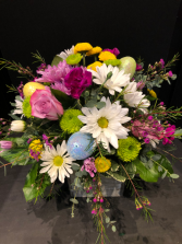 Easter centerpiece Round centerpiece for table