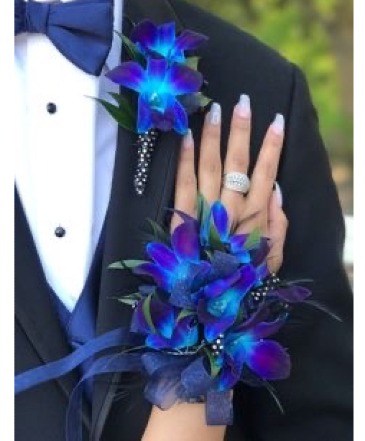 Electric Blue   in Ozone Park, NY | Heavenly Florist