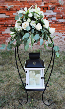 Elegance Lantern with stand and flowers