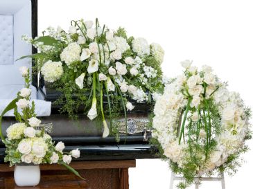 Elegance Trio  in Vinton, VA | CREATIVE OCCASIONS EVENTS, FLOWERS & GIFTS