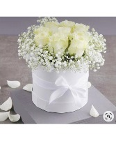 Elegance woman WHITE ROSES IN A BOX WITH BABY BREATH