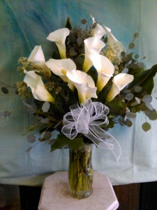 Elegant Cala Lily Vase