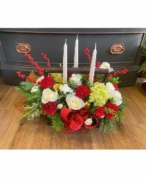 Elegant Candle Centerpiece Holiday Centerpiece