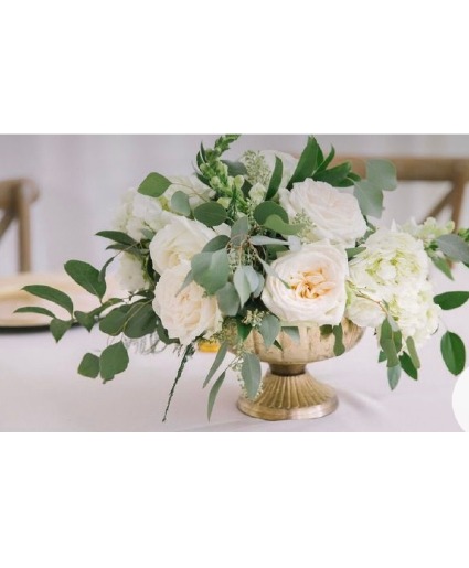 Elegant Charm centerpiece 