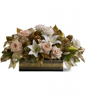 Elegant Christmas centerpiece