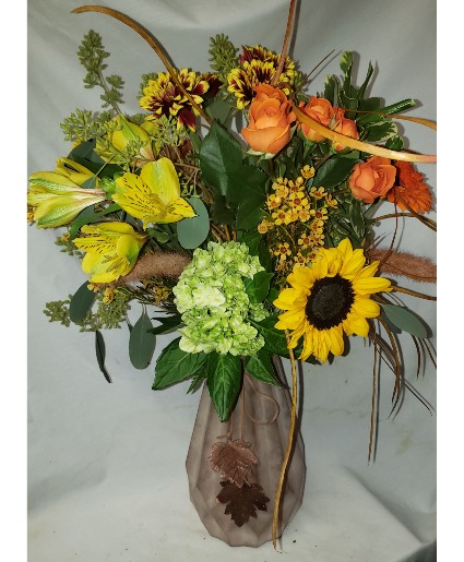 Elegant Dangling Leaf Bouquet...Autumn ceramic va  Arranged with season fall flowers...colors may vary