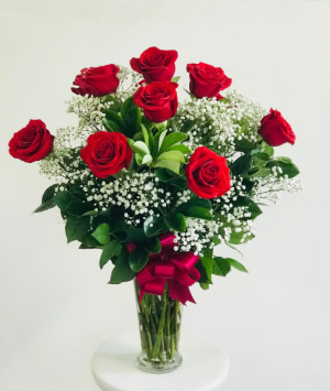 ELEGANT DOZEN RED ROSES CALL (805) 653-6929 FOR MORE INFORMATION.