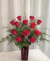 Elegant Dozen Rose Arrangement