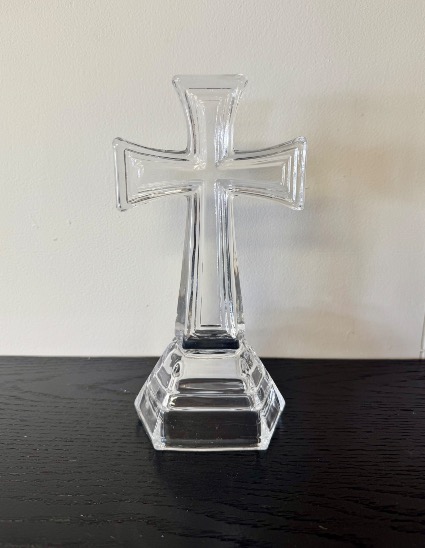 Elegant Glass Cross 8