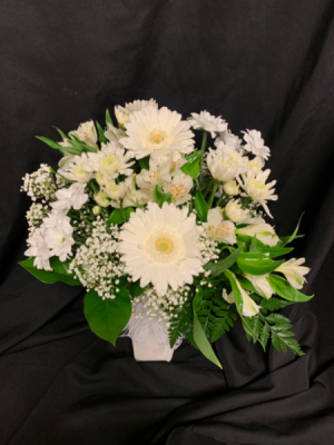 Whispering White Vase Arrangement in Red Lake, ON | FOREVER GREEN GIFT BOUTIQUE Whispering White Vase Arrangement in Red Lake, ON | FOREVER GREEN GIFT BOUTIQUE